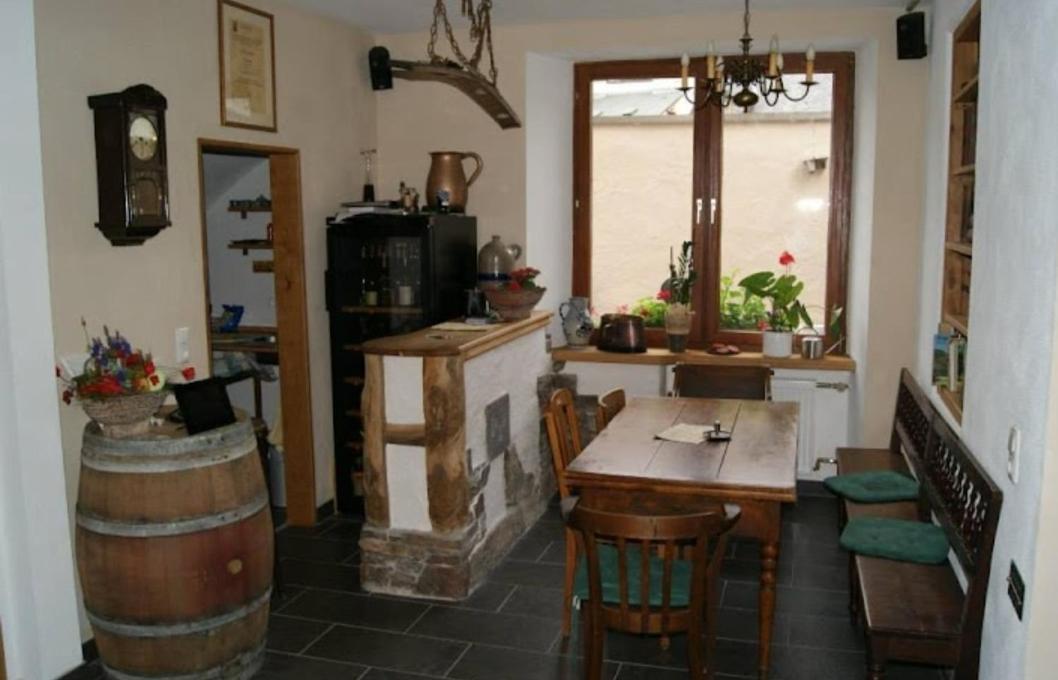 Weingut Gaestehaus Bach Cochem Exterior foto