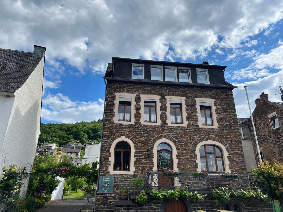 Weingut Gaestehaus Bach Cochem Exterior foto